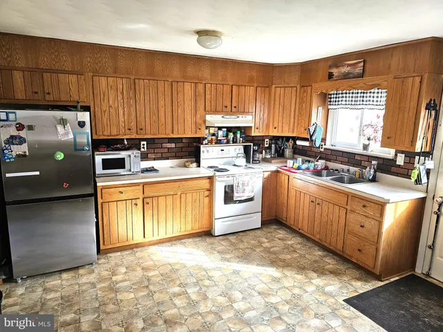 $199,900 | 91 West Ridge Avenue, Mifflintown, PA 17059