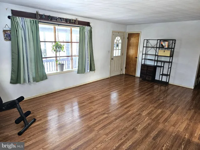 $199,900 | 91 West Ridge Avenue, Mifflintown, PA 17059