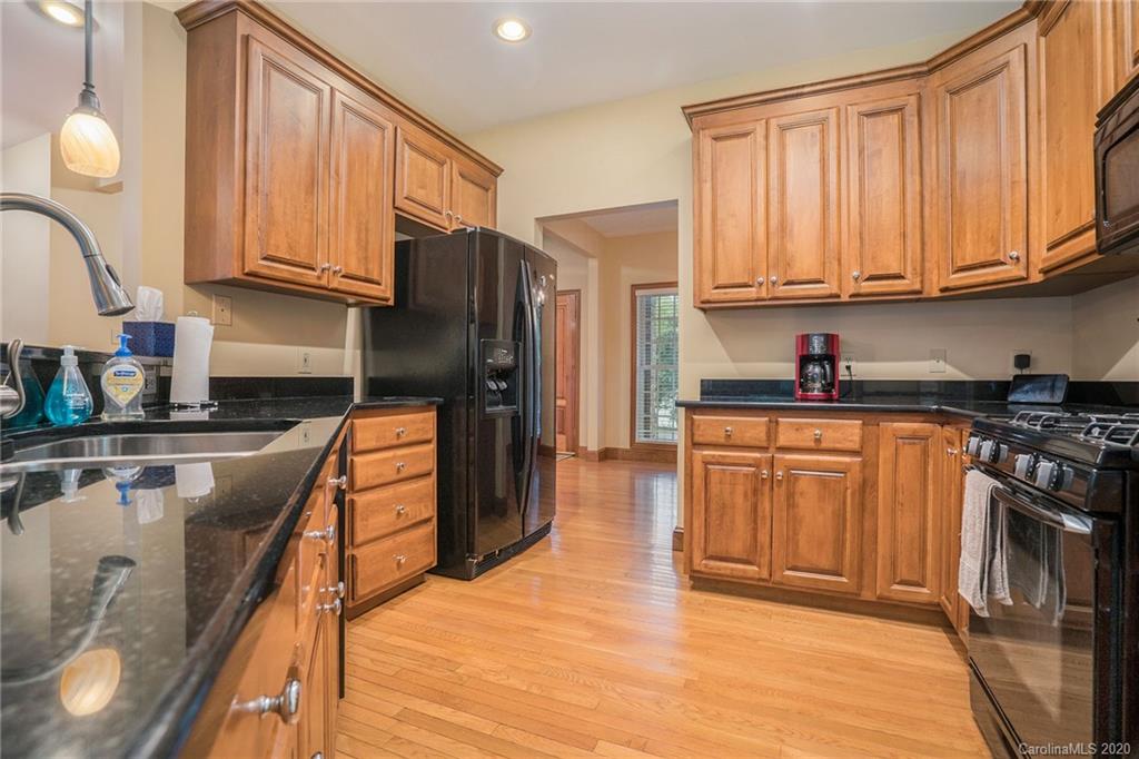 440 Alexander Street Matthews, NC 28105 - Photo 2 of 41