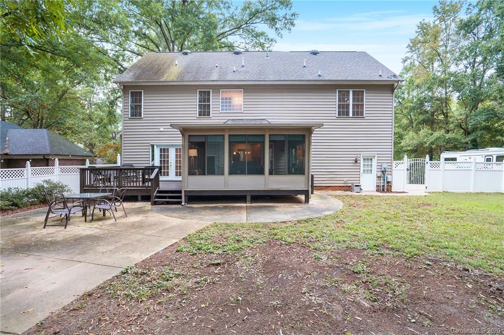 440 Alexander Street Matthews, NC 28105 - Photo 33 of 41