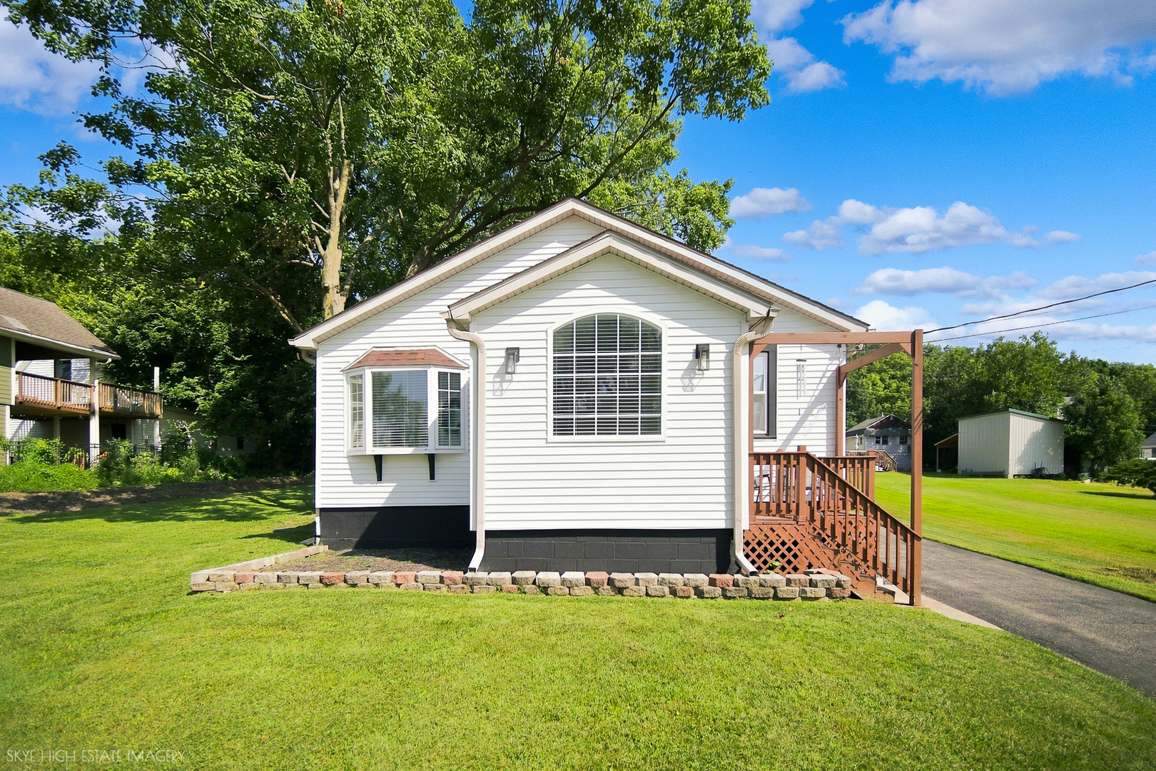 19W640 Bluff Road Lemont, IL 60439 - Photo 1 of 23 Gallery Image 1