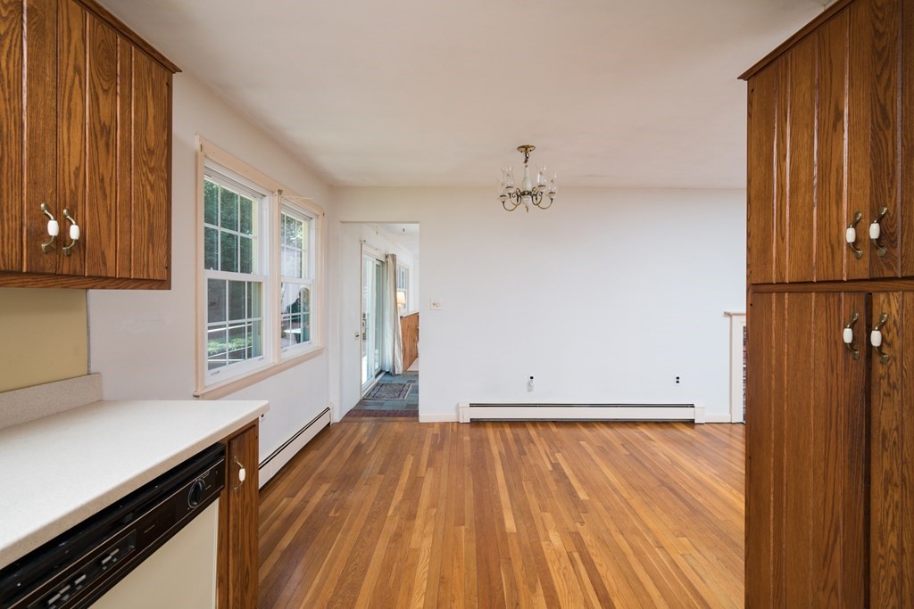 47 Carr Road Duxbury, MA 02332 - Photo 10 of 25 Gallery Image 10