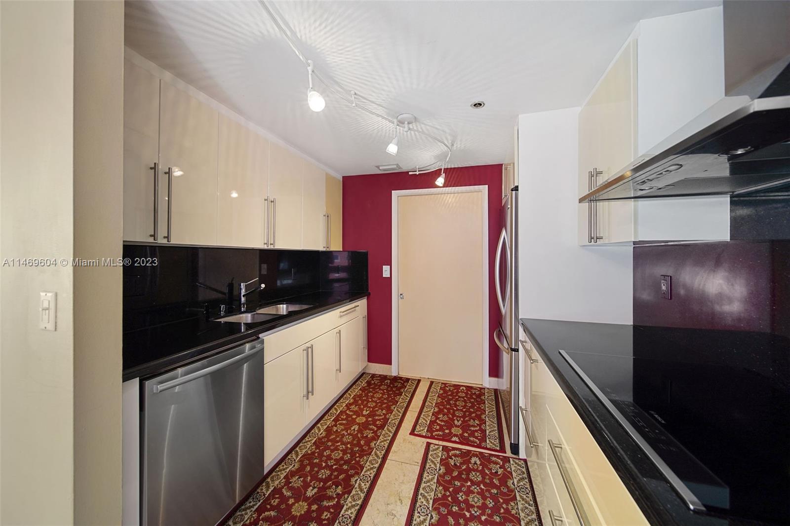 Brickell Miami, FL 33129 - Photo 15 of 45