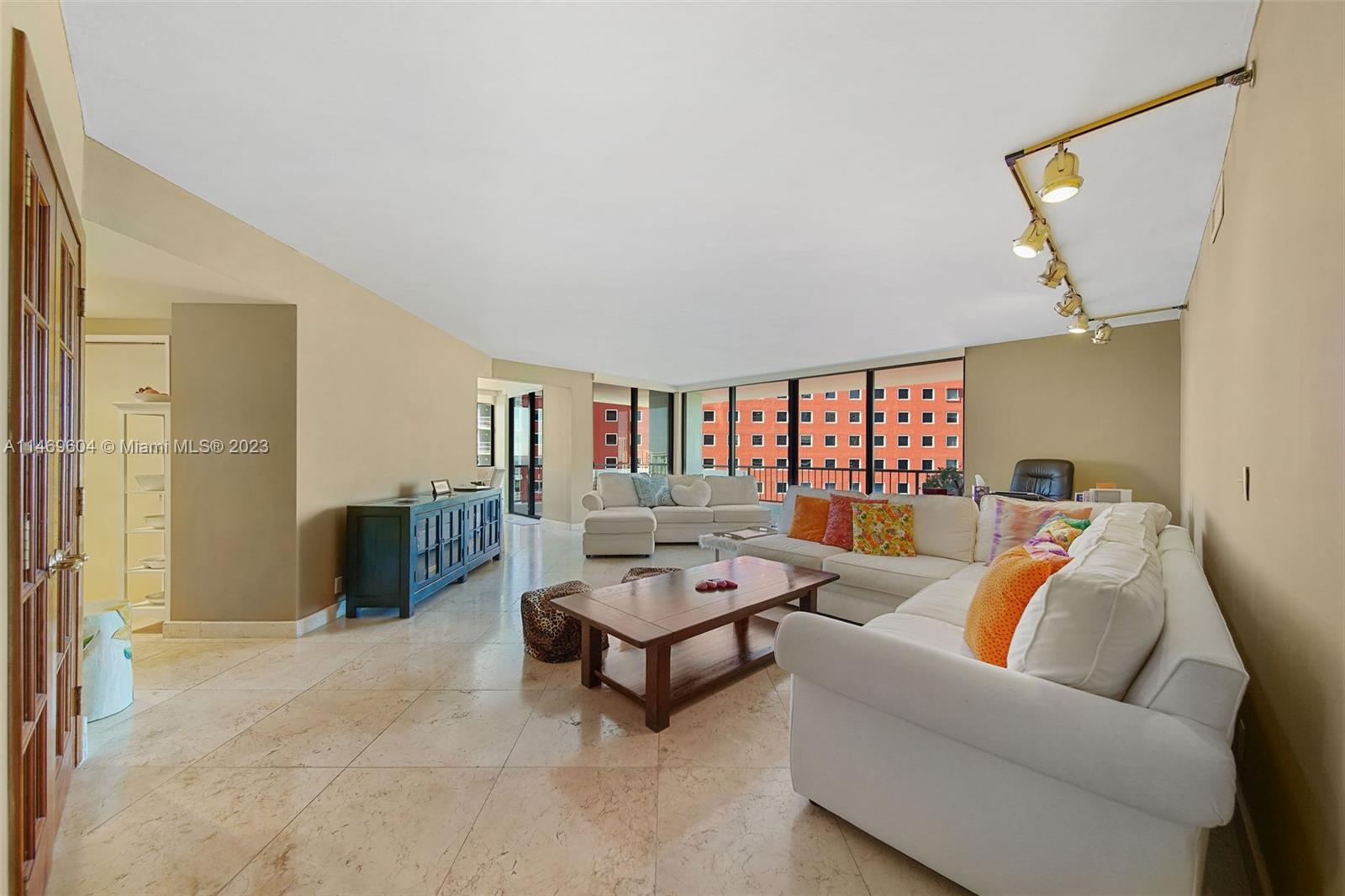 Brickell Miami, FL 33129 - Photo 6 of 45