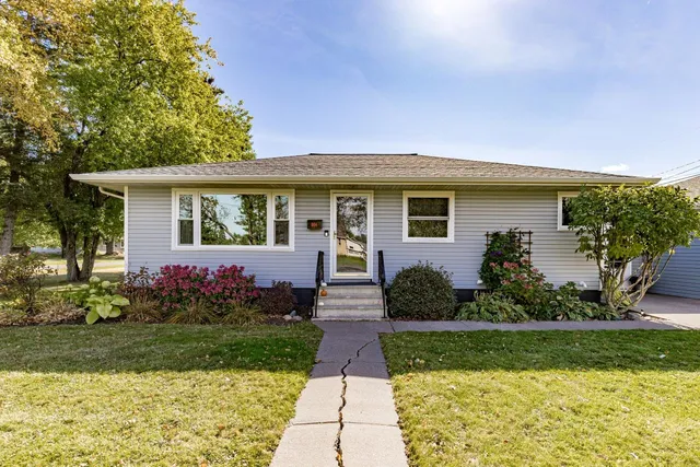 $290,000 | 804 15th Avenue East, Superior, WI 54880