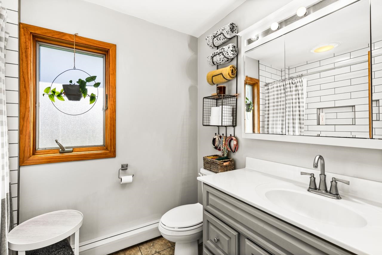 804 15th Avenue East Superior, WI 54880 - Photo 19 of 47