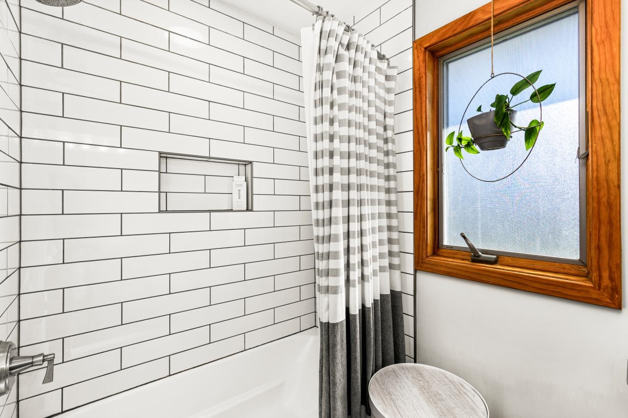 804 15th Avenue East Superior, WI 54880 - Photo 20 of 47