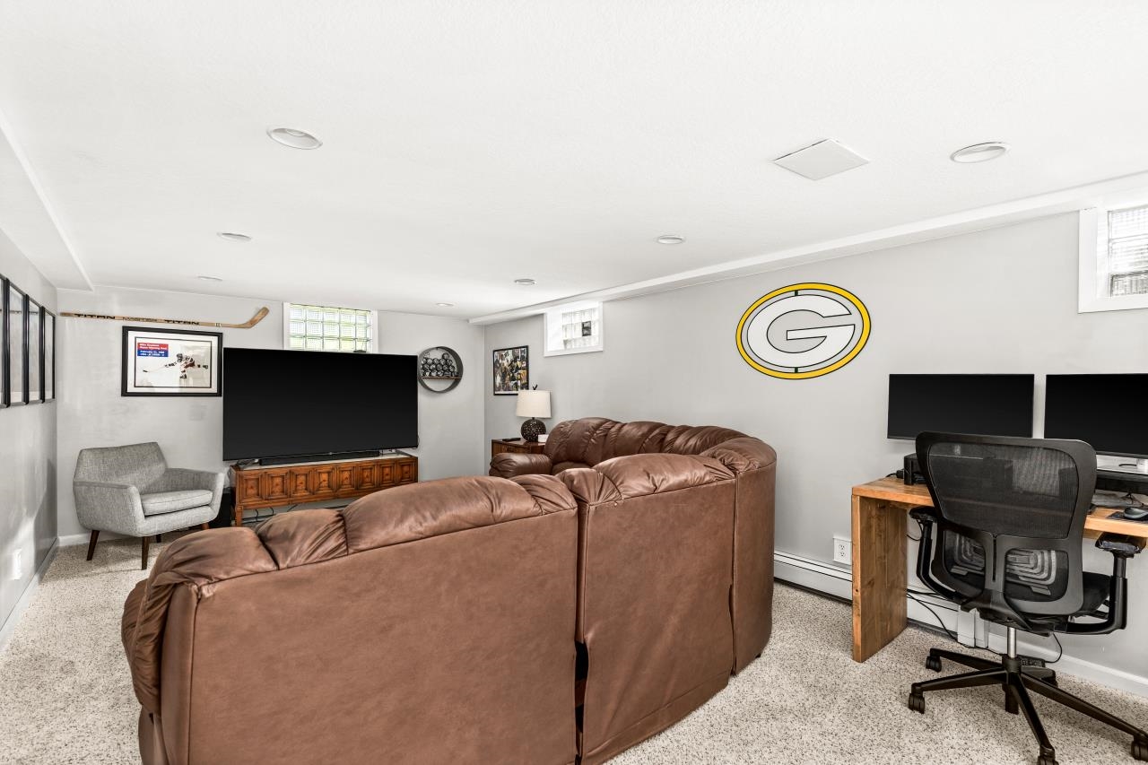 804 15th Avenue East Superior, WI 54880 - Photo 23 of 47