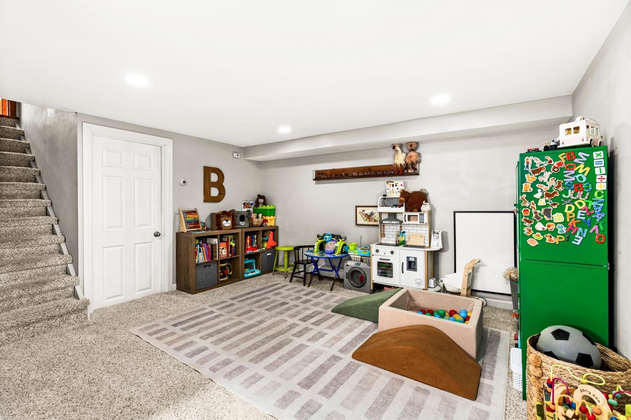 804 15th Avenue East Superior, WI 54880 - Photo 29 of 47