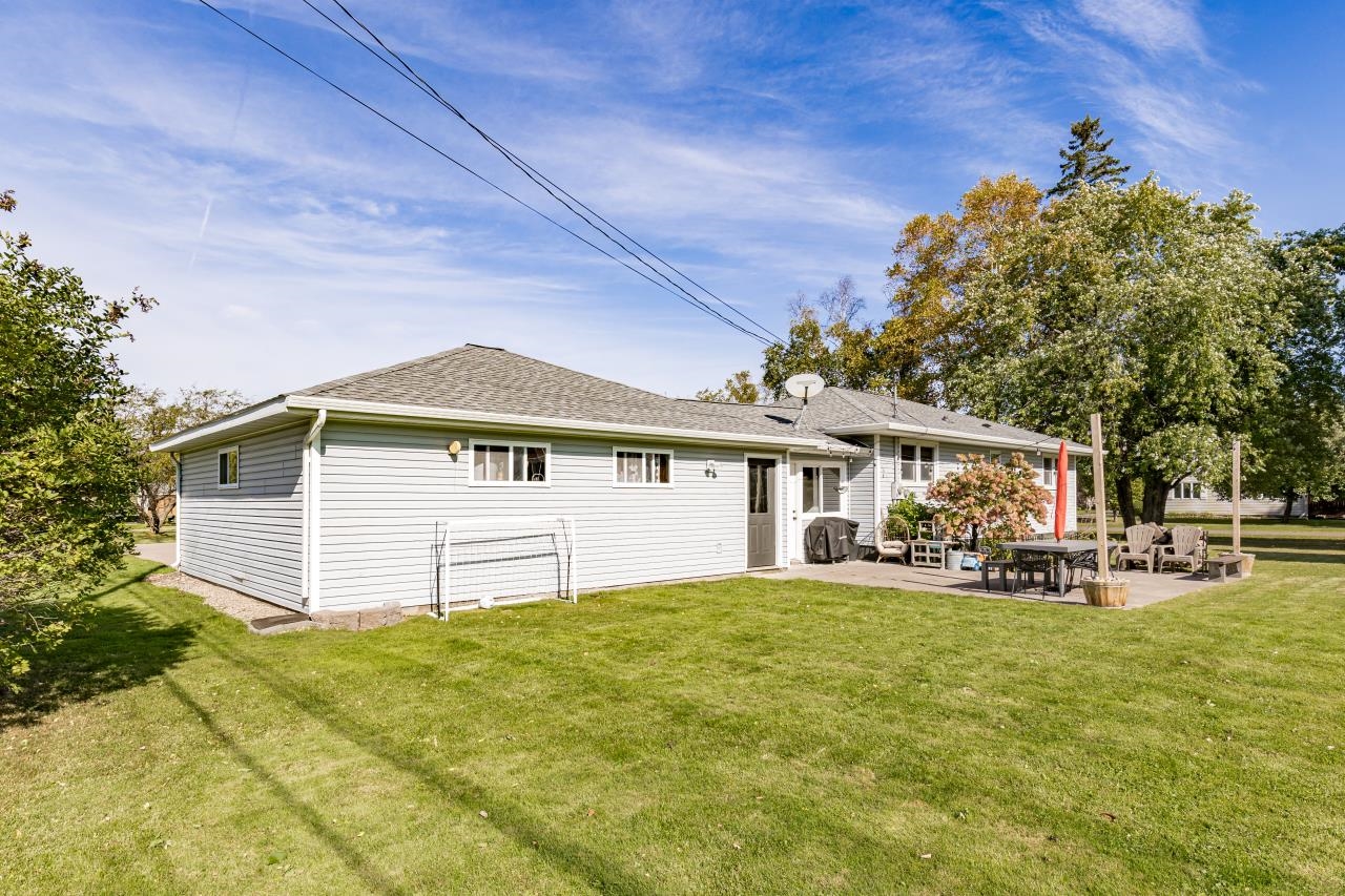 804 15th Avenue East Superior, WI 54880 - Photo 37 of 47