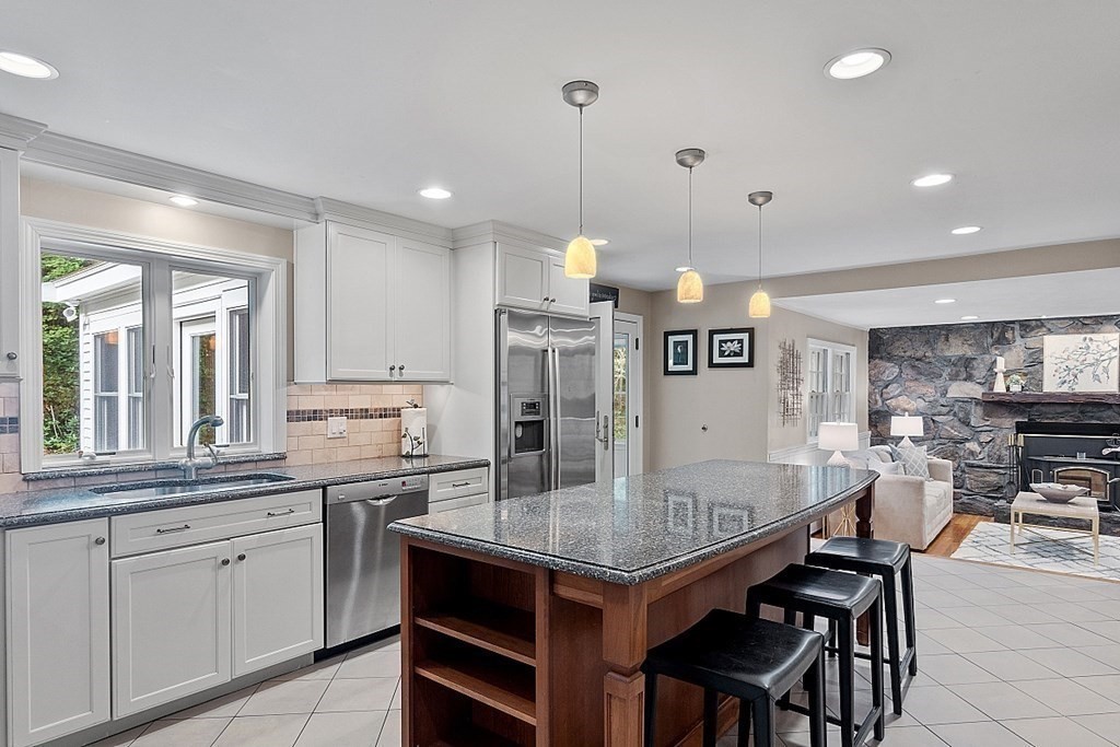 42 Pine Hill Road Boxborough, MA 01719 - Photo 4 of 36 Gallery Image 4