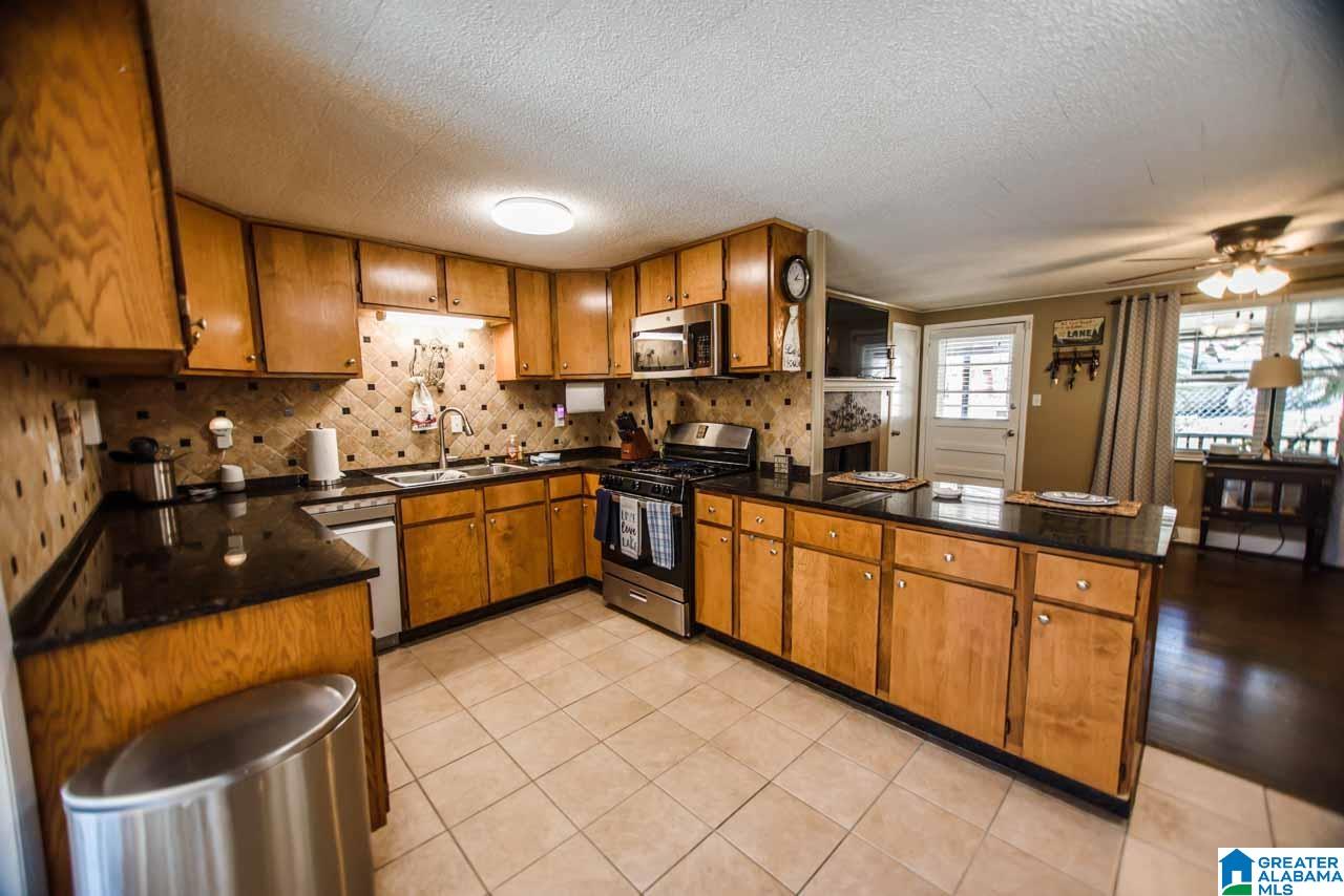 282 Traweek Lane Pell City, AL 35128 - Photo 4 of 50