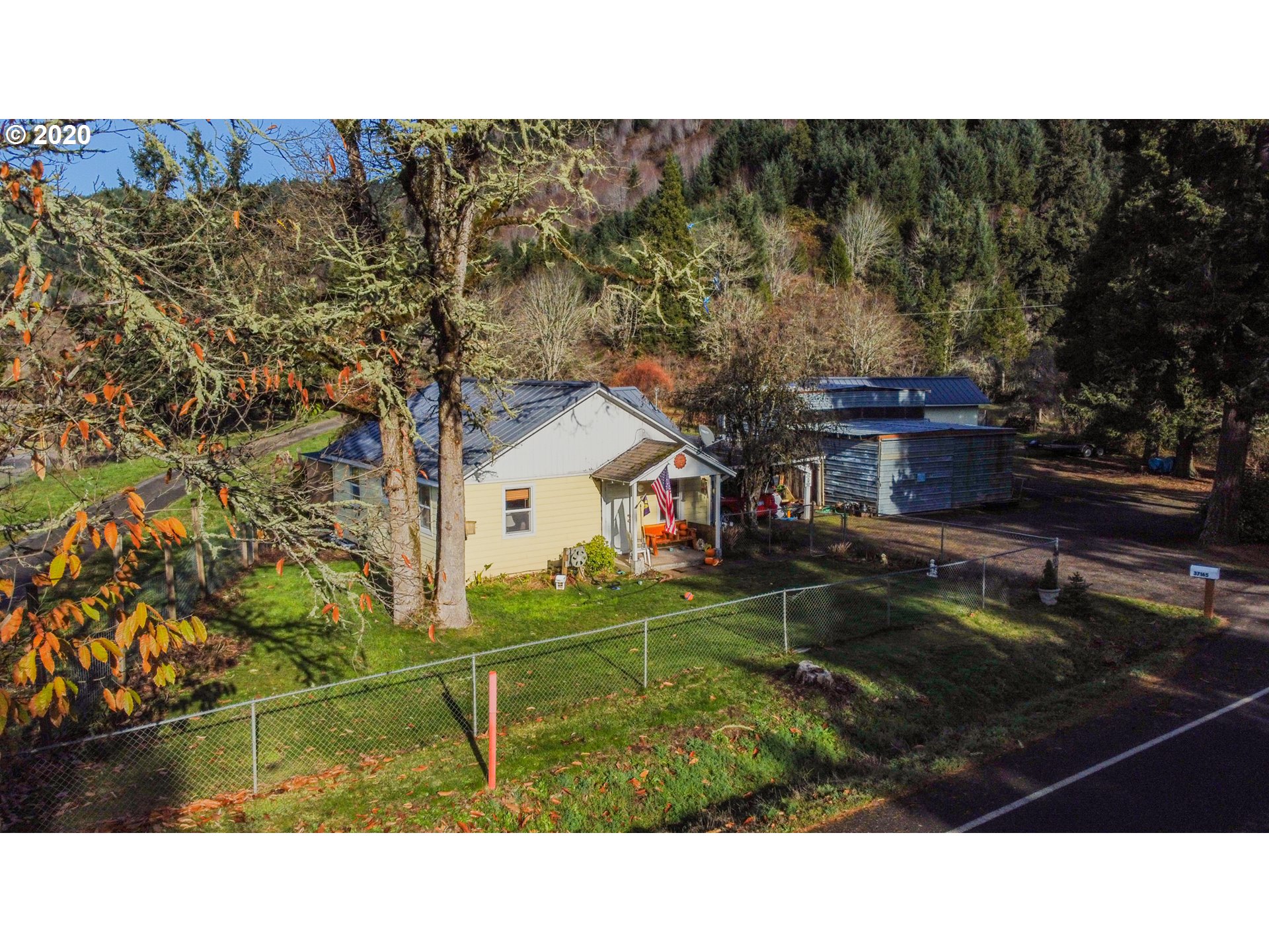 37165 Row River Road Dorena, OR 97434 - Photo 27 of 31 Gallery Image 27
