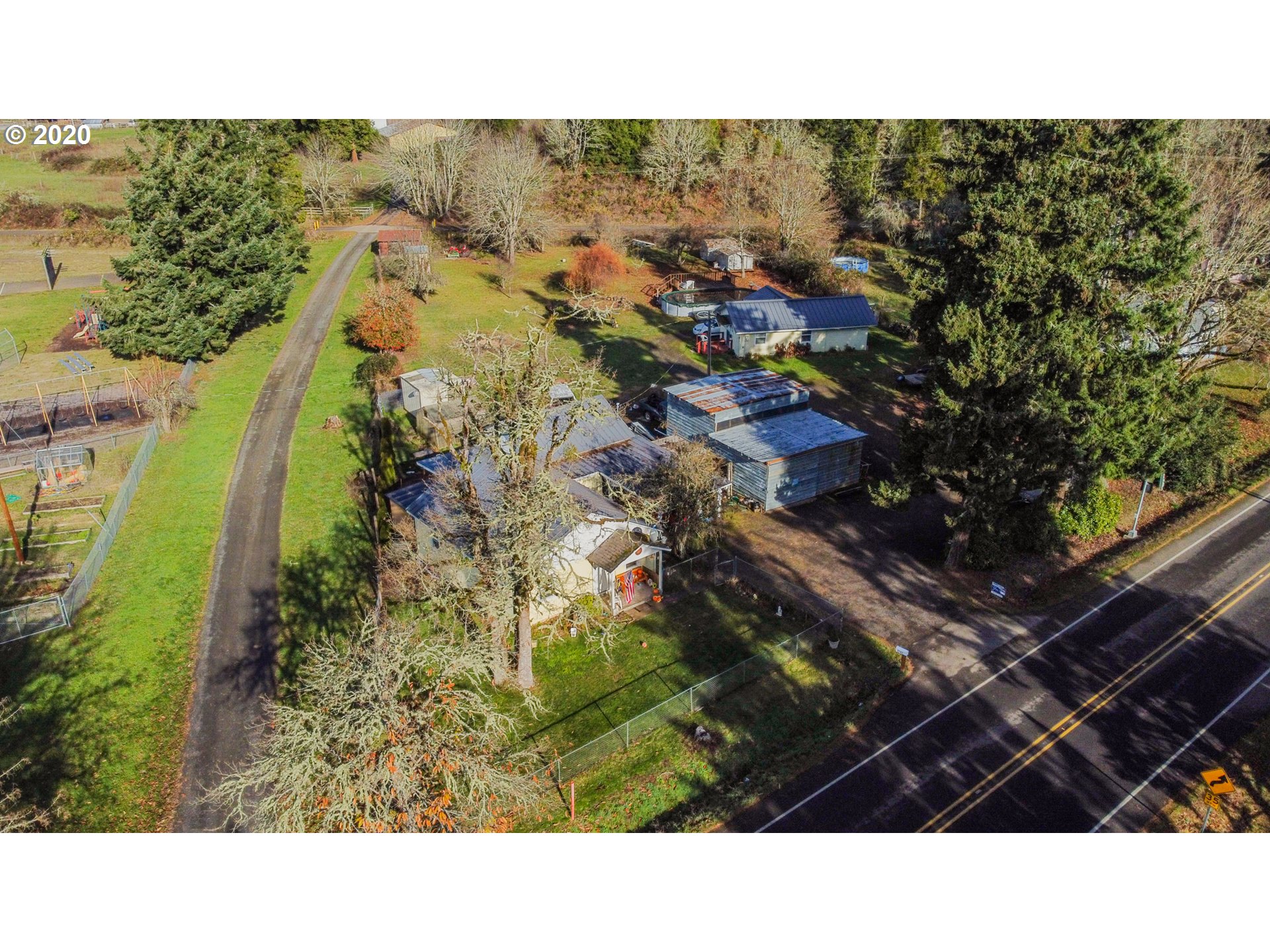 37165 Row River Road Dorena, OR 97434 - Photo 29 of 31 Gallery Image 29