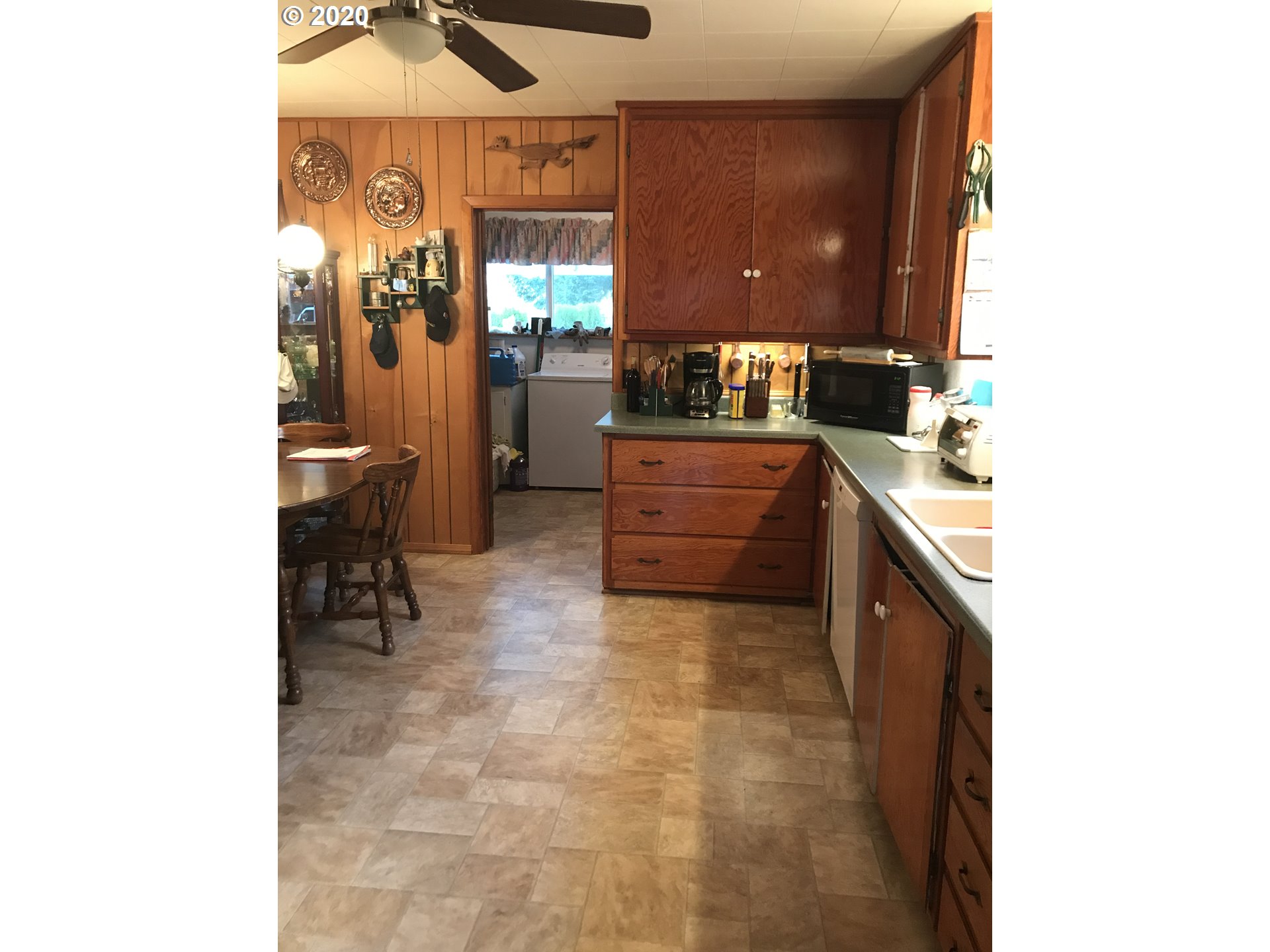 37165 Row River Road Dorena, OR 97434 - Photo 6 of 31 Gallery Image 6