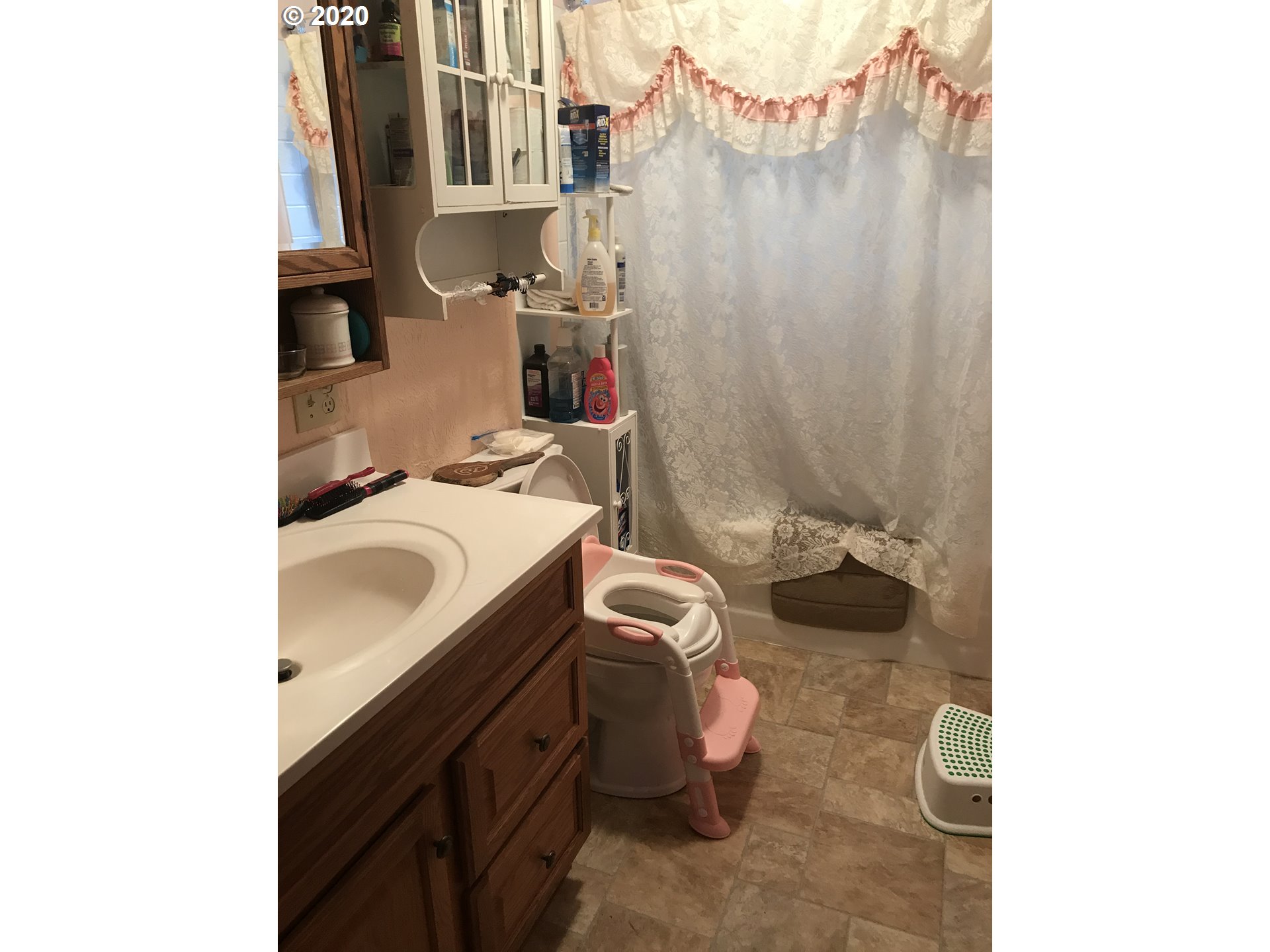 37165 Row River Road Dorena, OR 97434 - Photo 10 of 31 Gallery Image 10