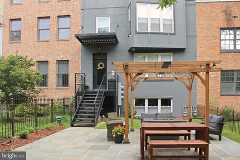 $2,200 | 1643 New Jersey Avenue Northwest, Unit 2, Washington, DC 20001