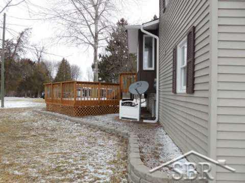 9633 Barnes Road Birch Run, MI 48415 - Photo 29 of 32 20346415-28.JPG
