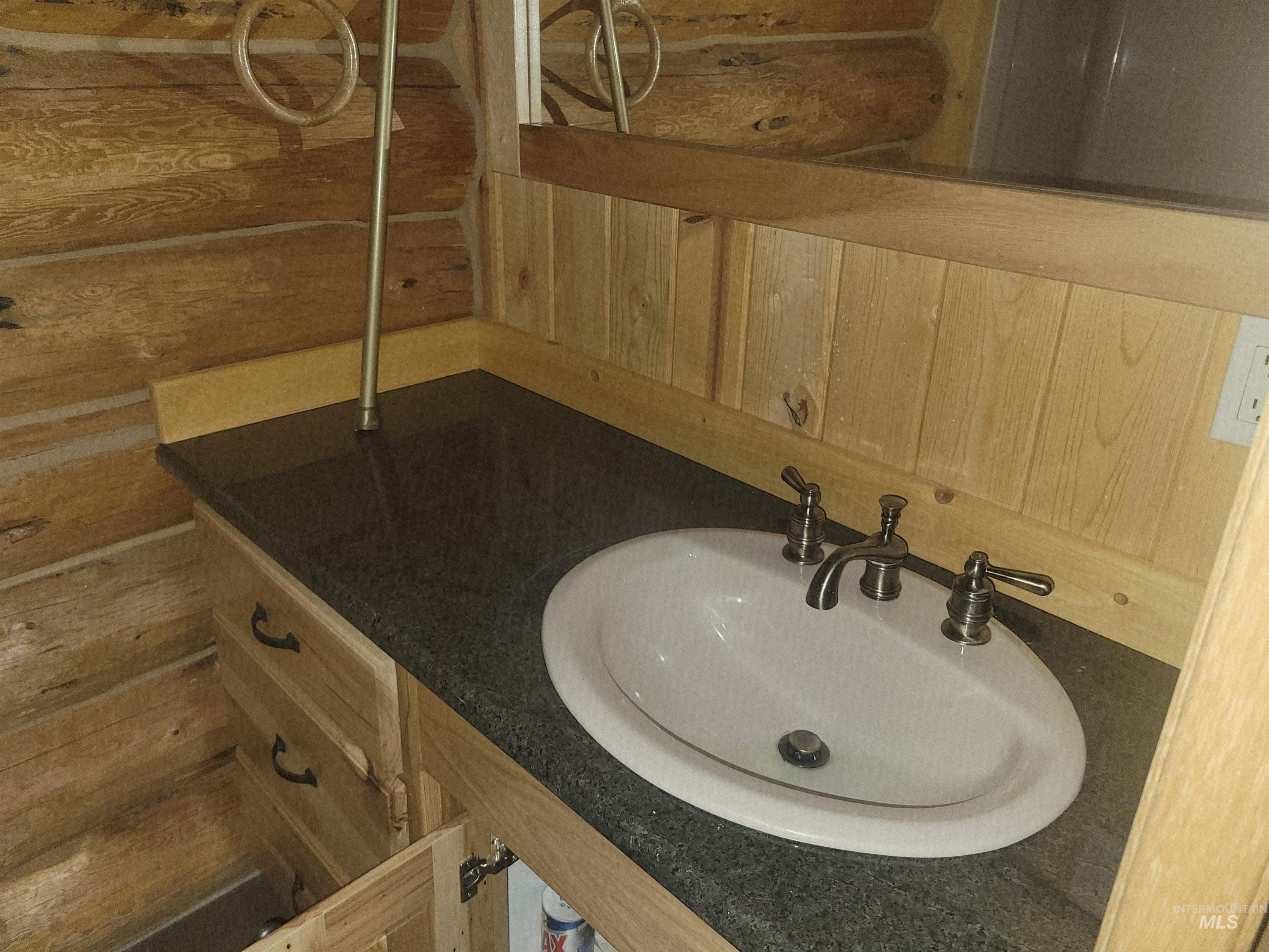 129 Copperhead Road Elk City, ID 83525 - Photo 5 of 28 Bathroom with vanity