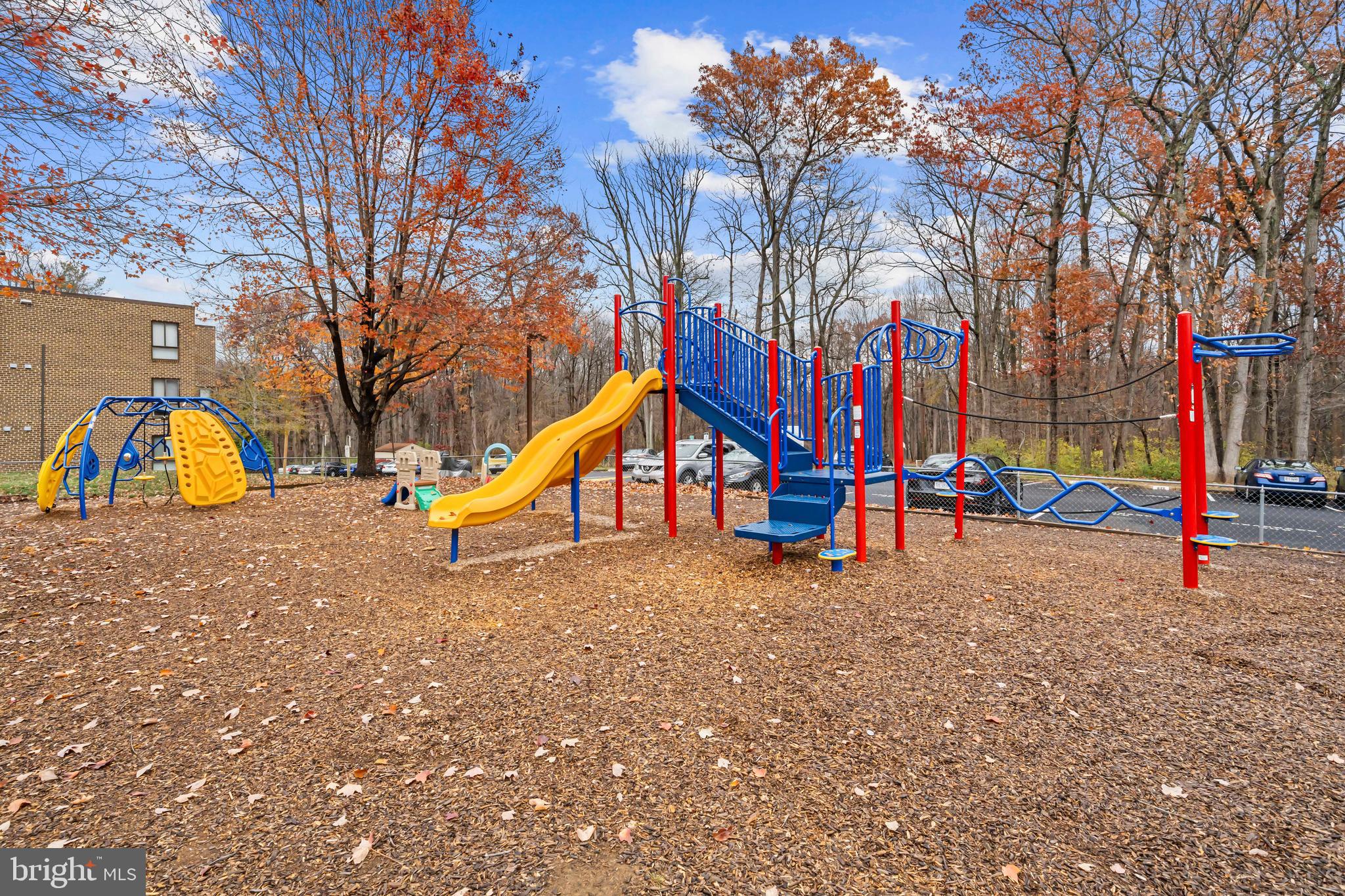 11200 Chestnut Grove Square, Unit 203 Reston, VA 20190 - Photo 40 of 41 a view of outdoor space with garden and entertaining space
