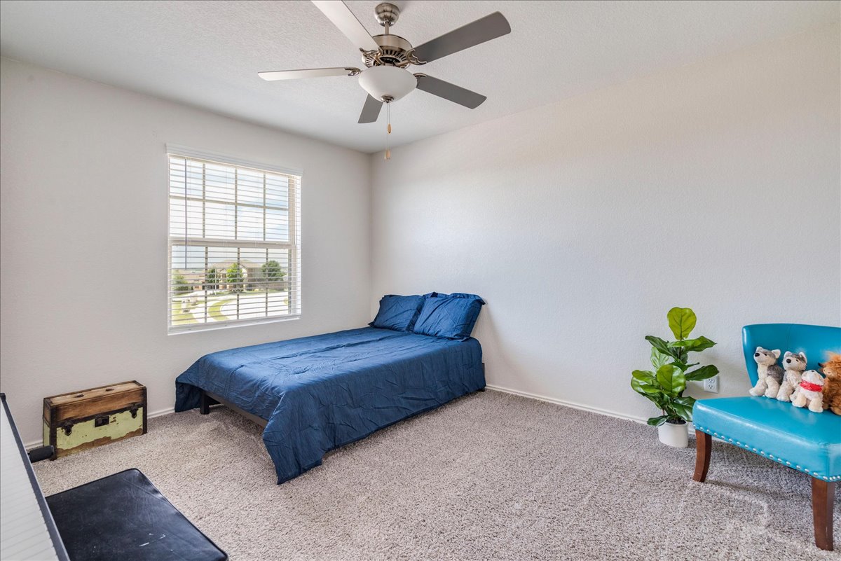 358 Jasper Trail Buda, TX 78610 - Photo 25 of 35