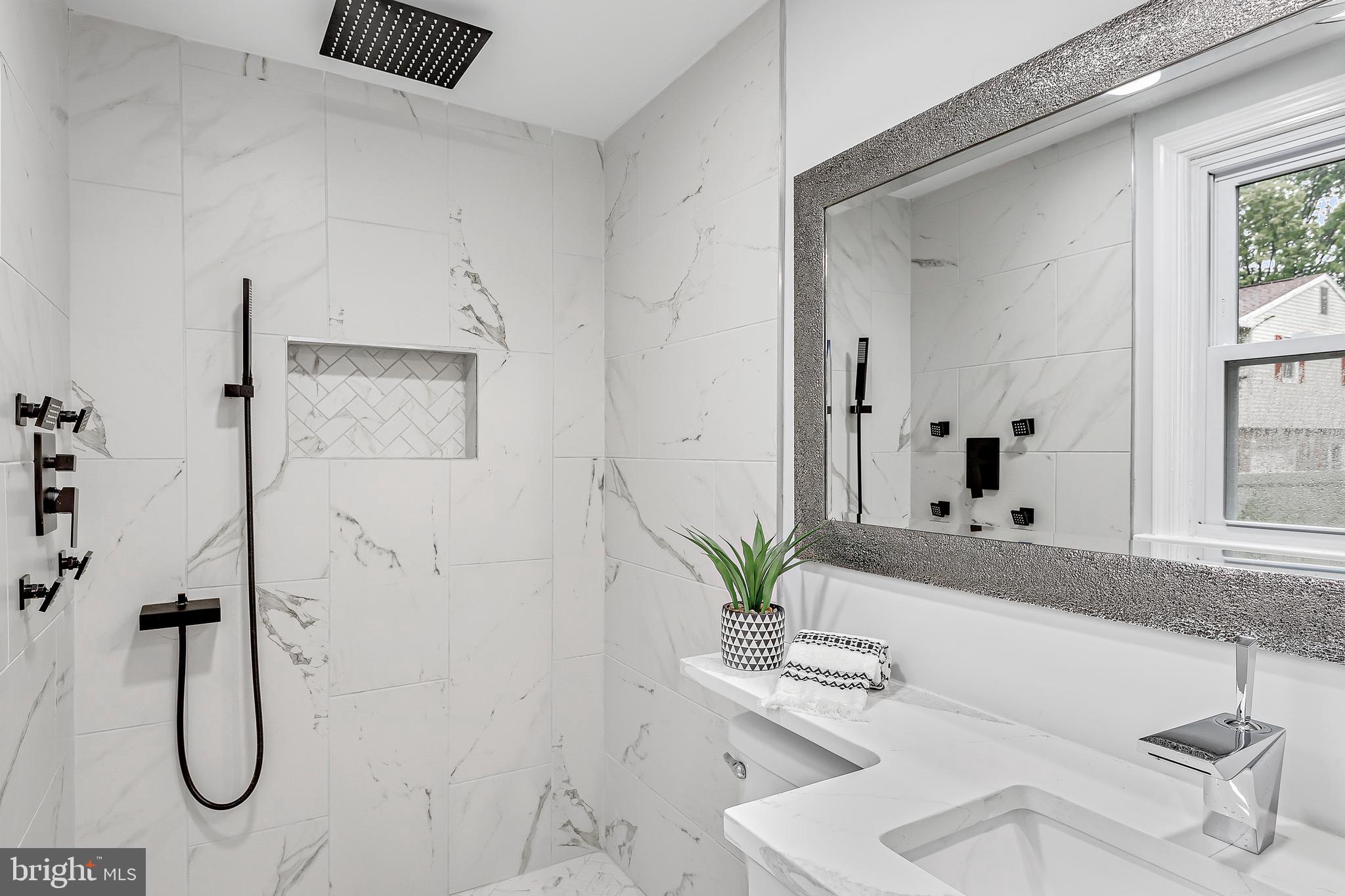 415 West Governor Road Hershey, PA 17033 - Photo 14 of 23 Master on-suite bathroom