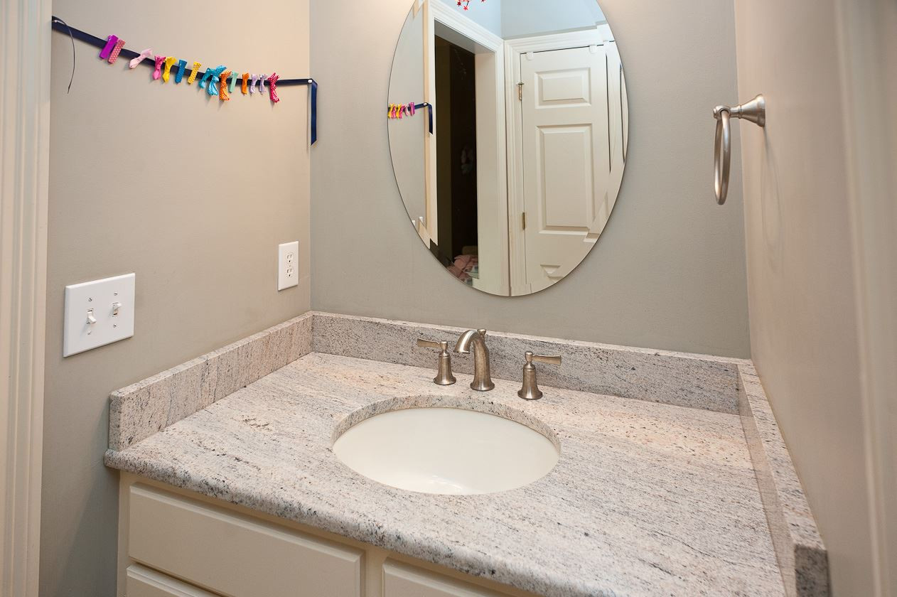 351 Indian Gate Circle Ridgeland, MS 39157 - Photo 31 of 44 Conveniently located guest half bath.