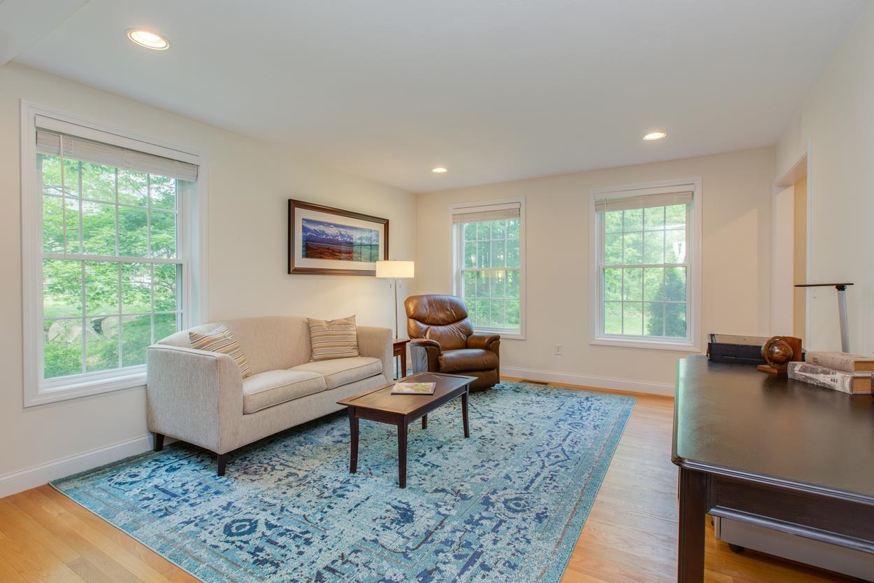 44 Old Gage Hill Road Pelham, NH 03076 - Photo 16 of 40 Gallery Image 16
