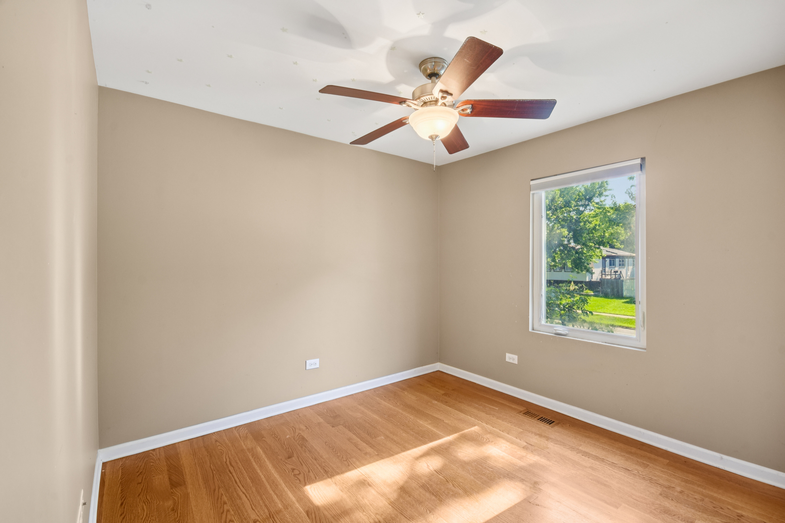 357 Sword Way Bolingbrook, IL 60440 - Photo 11 of 28 Gallery Image 11