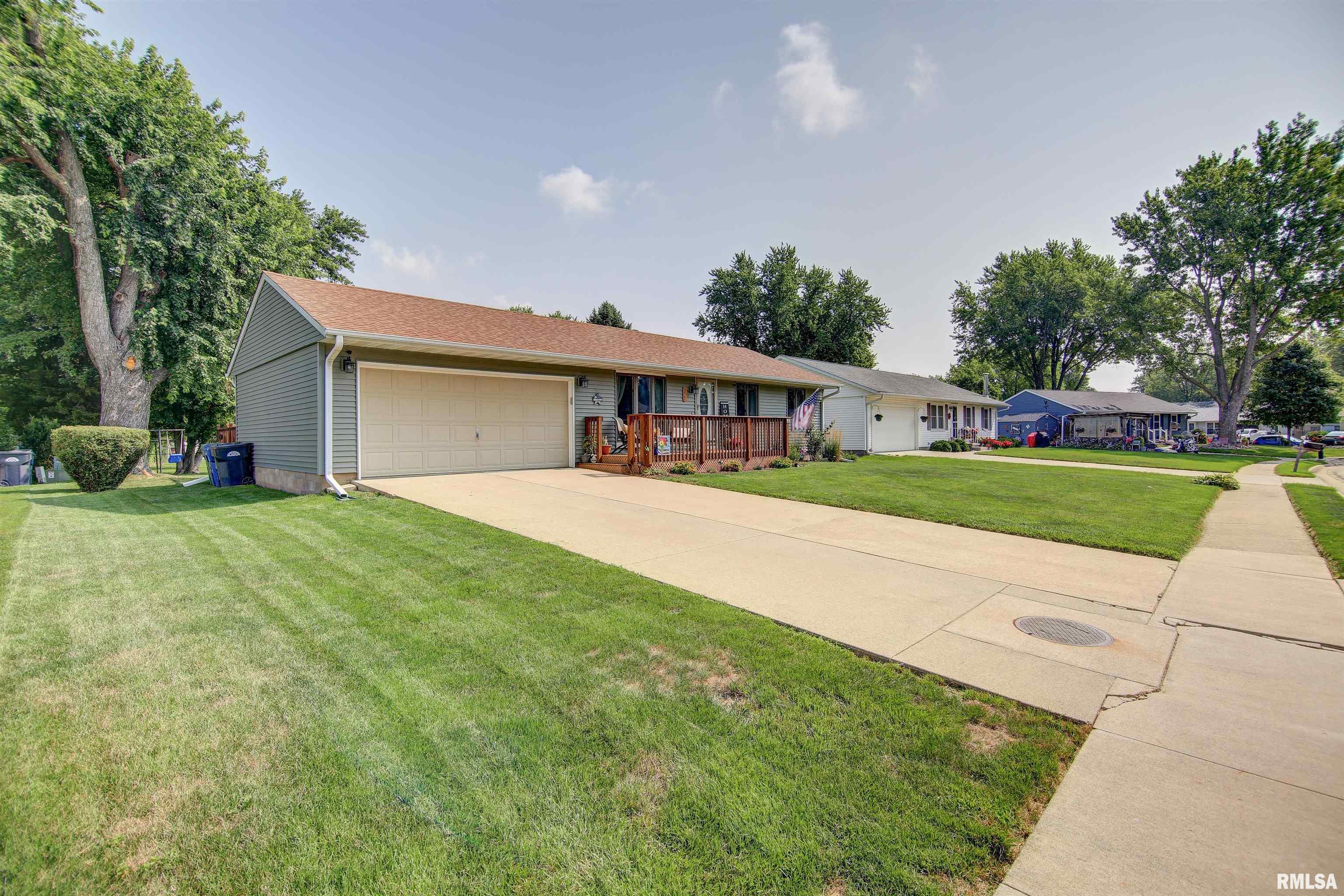 886 15th Avenue Northwest Clinton, IA 52732 - Photo 27 of 30
