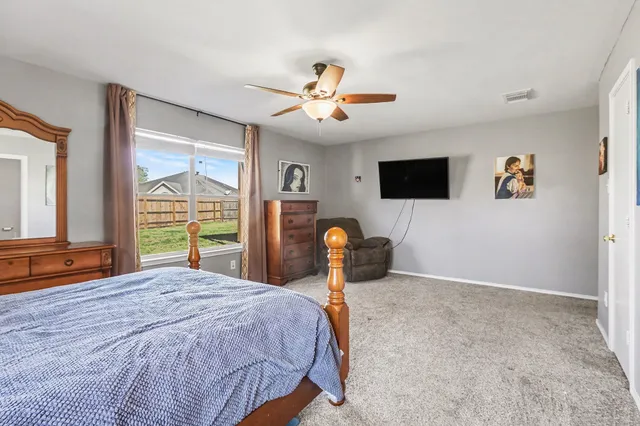 $250,000 | 7922 Cedar View Street, Baytown, TX 77523