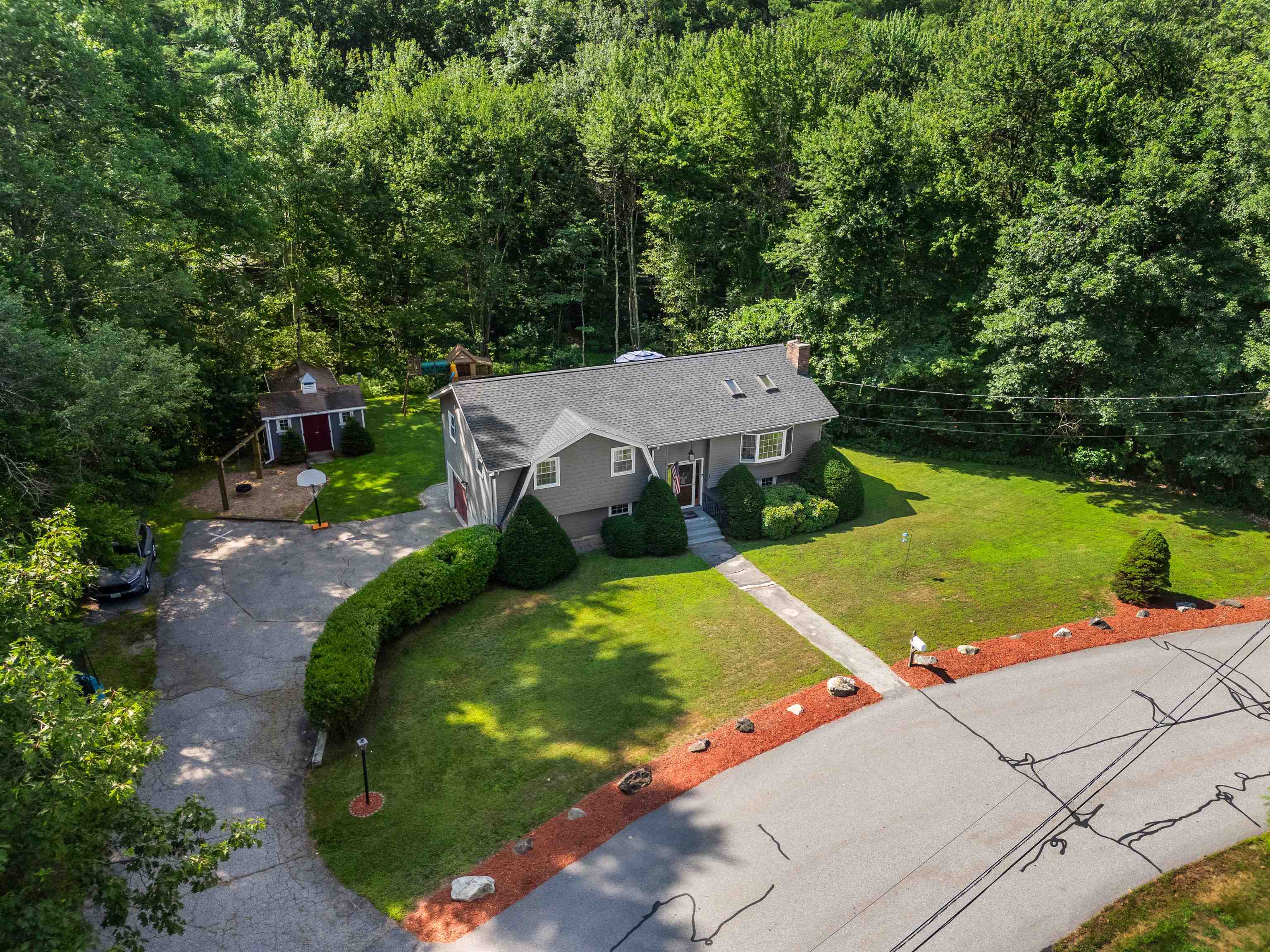 3 Kennedy Drive Pelham, NH 03076 - Photo 3 of 42