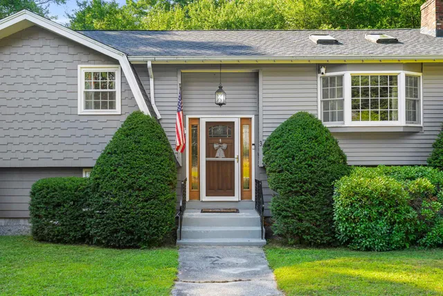 $615,000 | 3 Kennedy Drive, Pelham, NH 03076