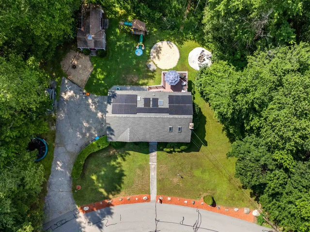 $615,000 | 3 Kennedy Drive, Pelham, NH 03076