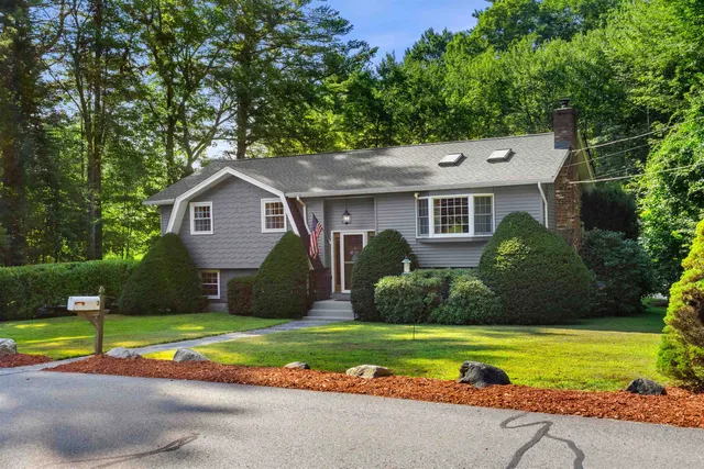 $615,000 | 3 Kennedy Drive, Pelham, NH 03076