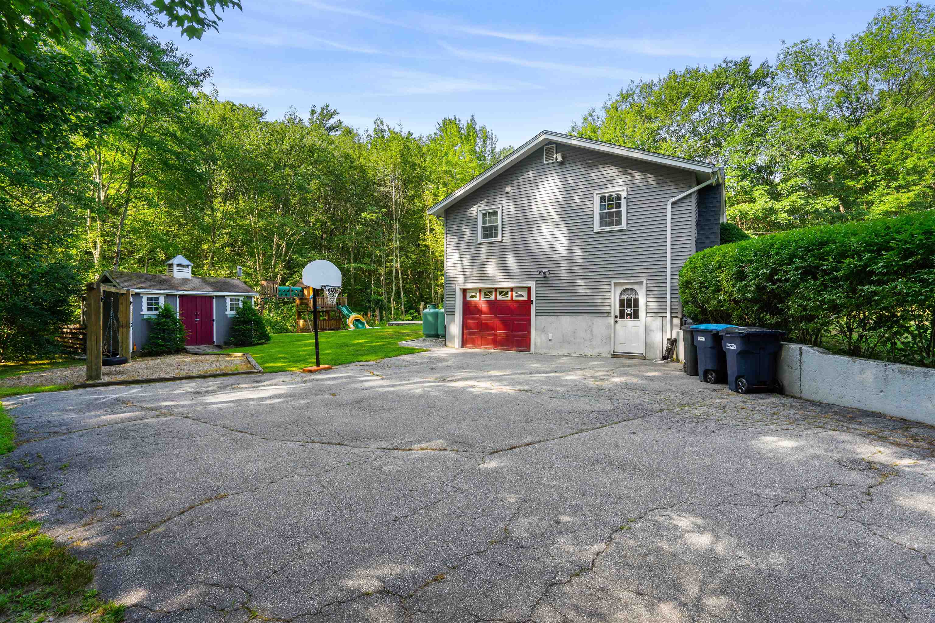 3 Kennedy Drive Pelham, NH 03076 - Photo 5 of 42