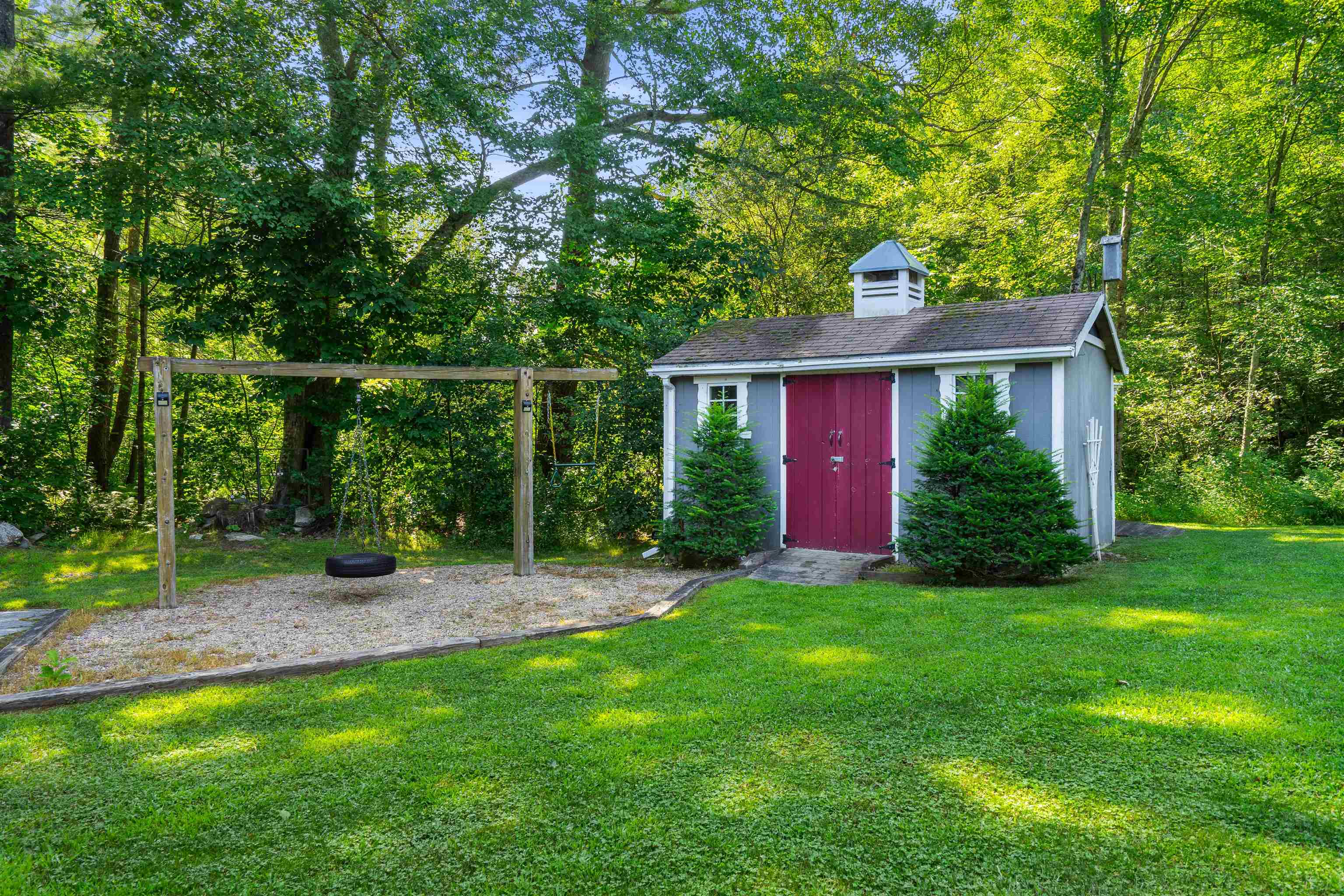 3 Kennedy Drive Pelham, NH 03076 - Photo 7 of 42