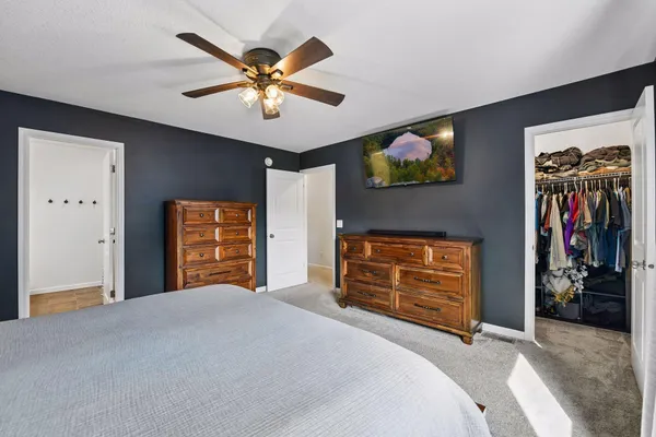 $419,900 | 940 Lakewood Trail, Norwood Young America, MN 55397