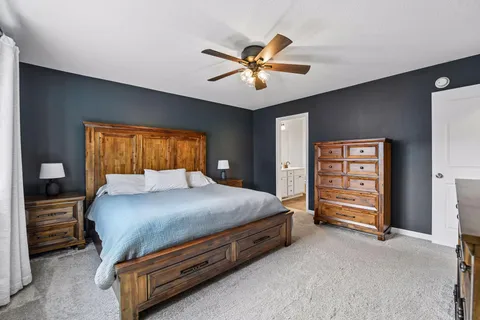 $419,900 | 940 Lakewood Trail, Young America, MN 55397