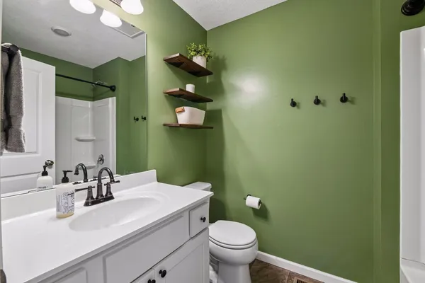 $419,900 | 940 Lakewood Trail, Norwood Young America, MN 55397