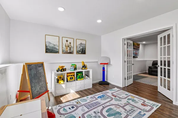 $419,900 | 940 Lakewood Trail, Norwood Young America, MN 55397