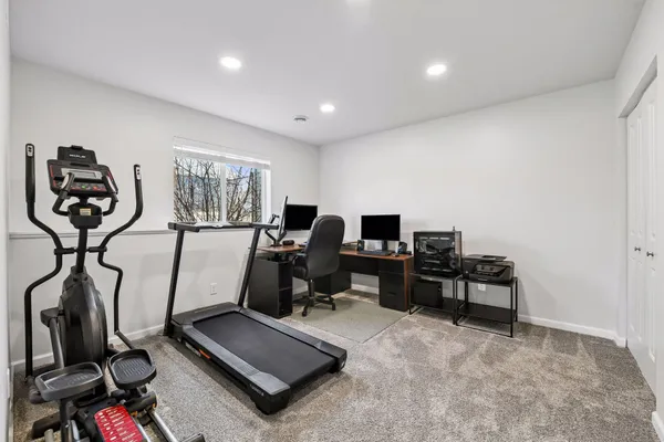 $419,900 | 940 Lakewood Trail, Norwood Young America, MN 55397