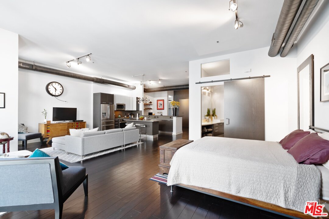 13320 Beach Avenue, Unit 306 Marina del Rey, CA 90292 - Photo 17 of 25