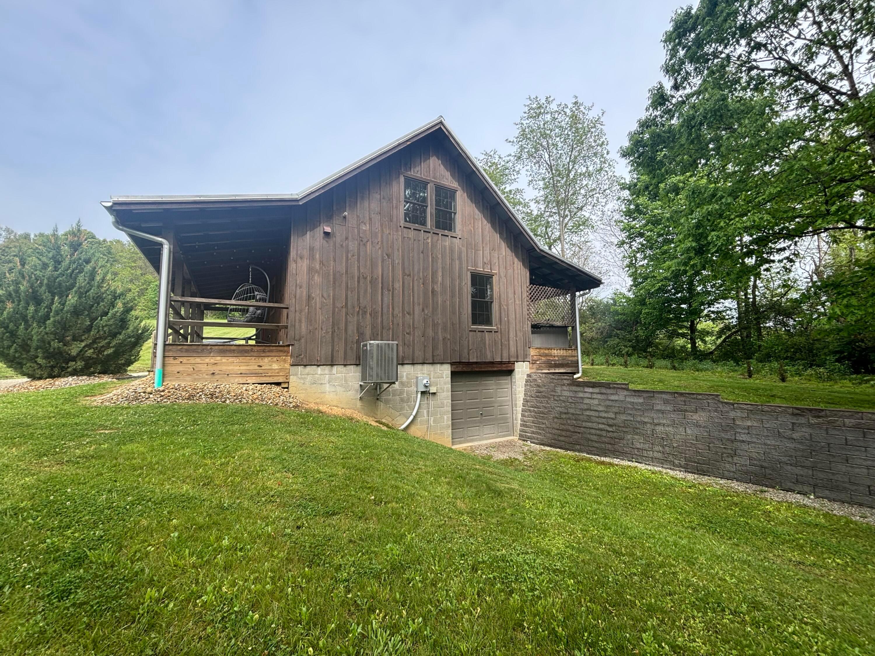 39700 Dawley-New Pittsburg Road Logan, OH 43138 - Photo 4 of 22 IMG_8490