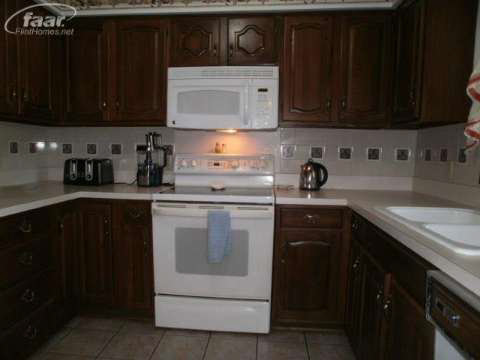 9120 Carpenter Road Flushing, MI 48433 - Photo 18 of 66 20403907-17.JPG