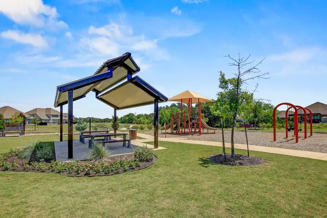 a view of outdoor space yard and patio