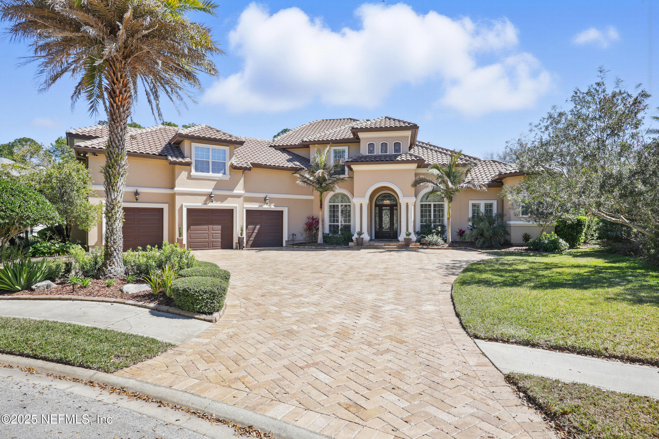 144 Corbata Lane St. Augustine, FL 32095 - Photo 88 of 137 Gorgeous circulor Driveway