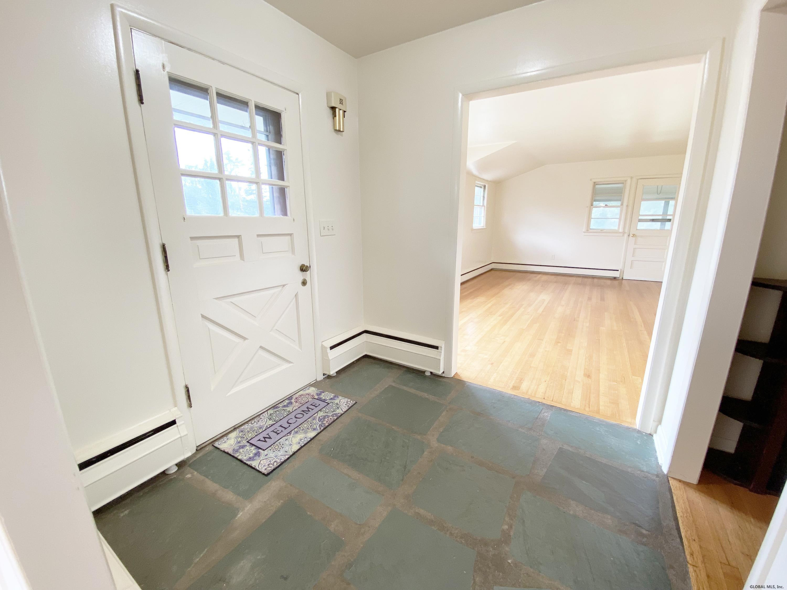 601 Pearse Road Niskayuna, NY 12309 - Photo 18 of 87 Photo 18