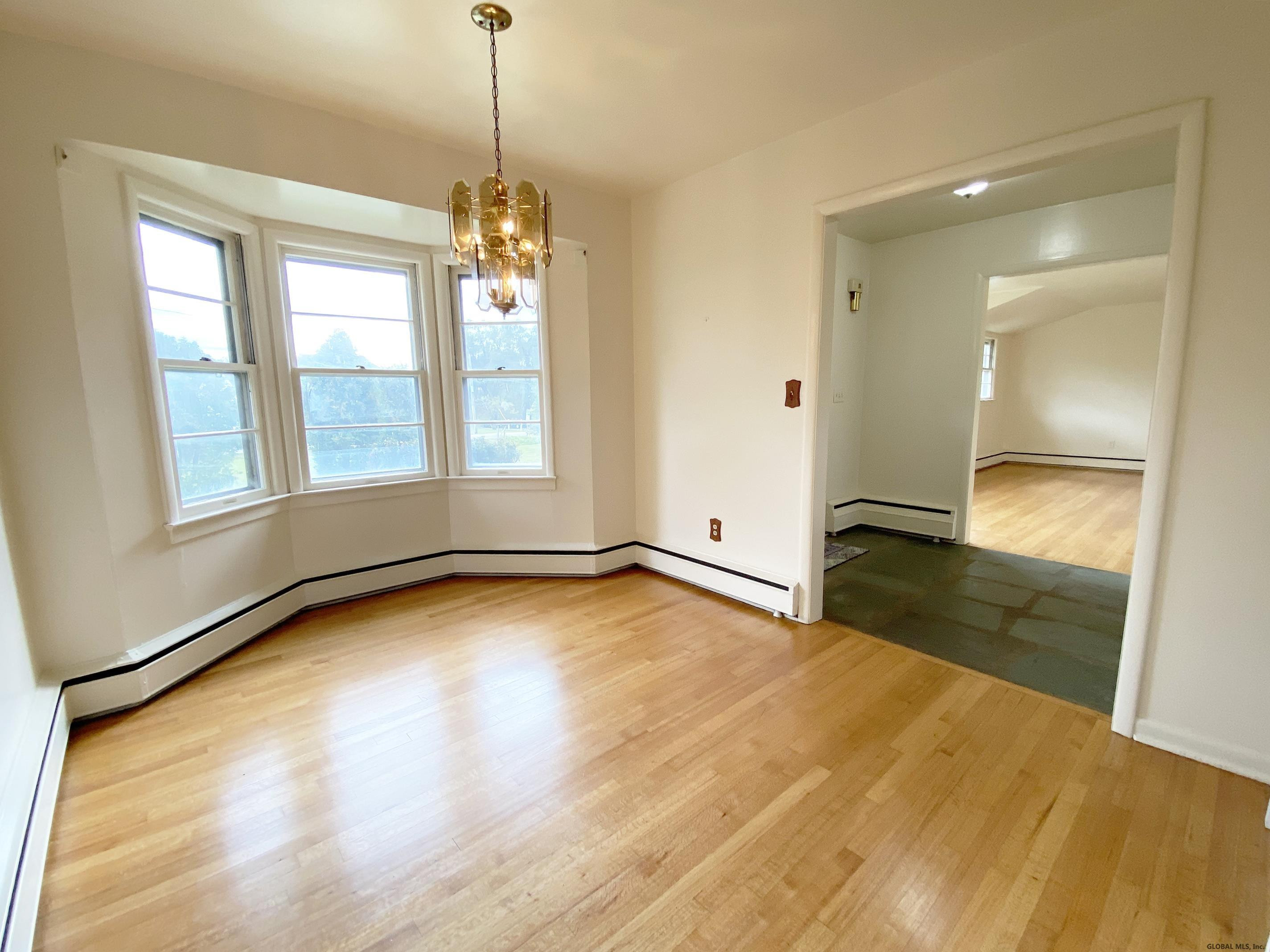 601 Pearse Road Niskayuna, NY 12309 - Photo 19 of 87 Photo 19