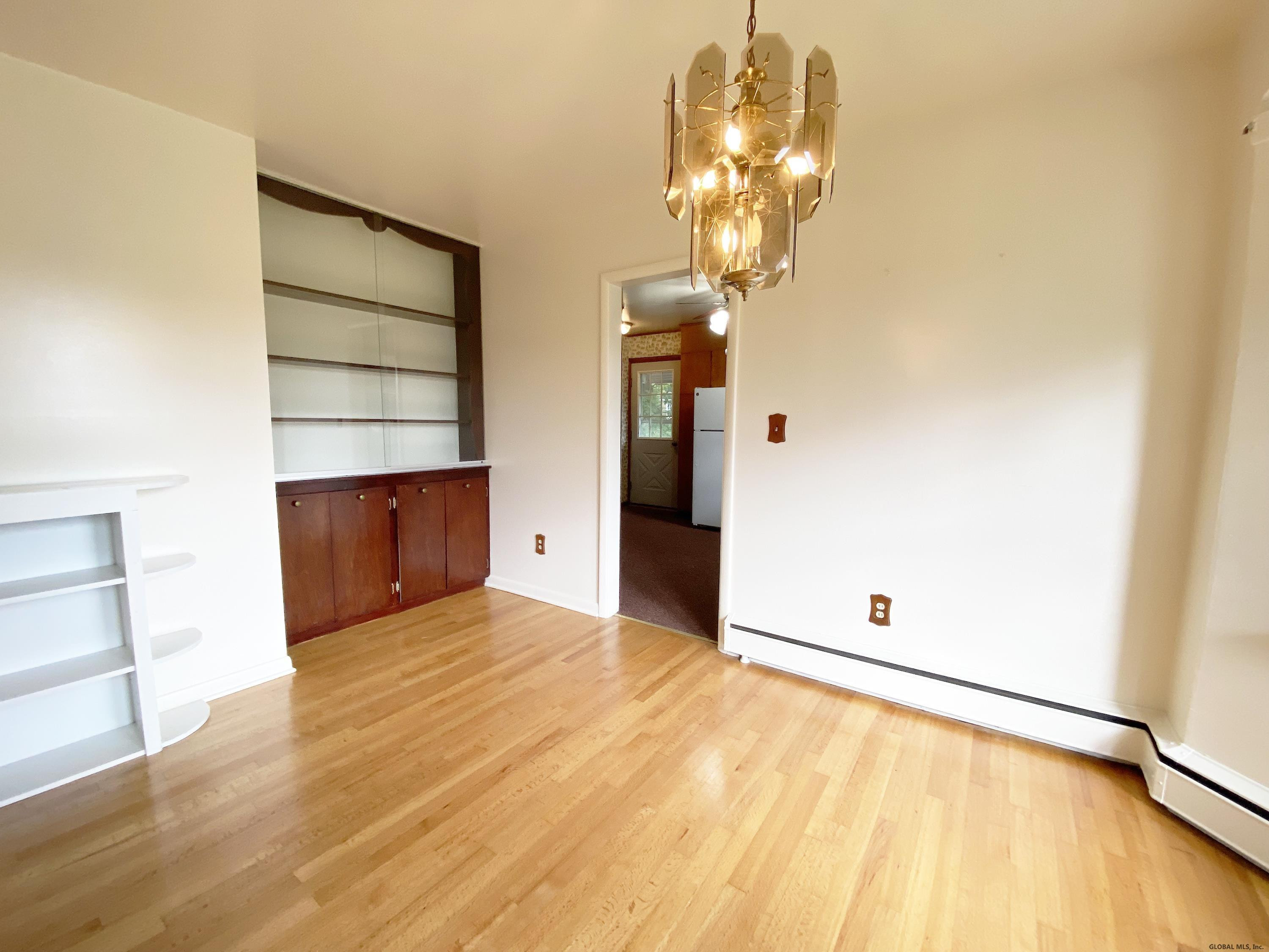 601 Pearse Road Niskayuna, NY 12309 - Photo 21 of 87 Photo 21